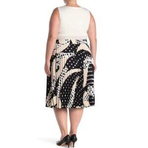 T Tahari Pleated Pull-On Skirt